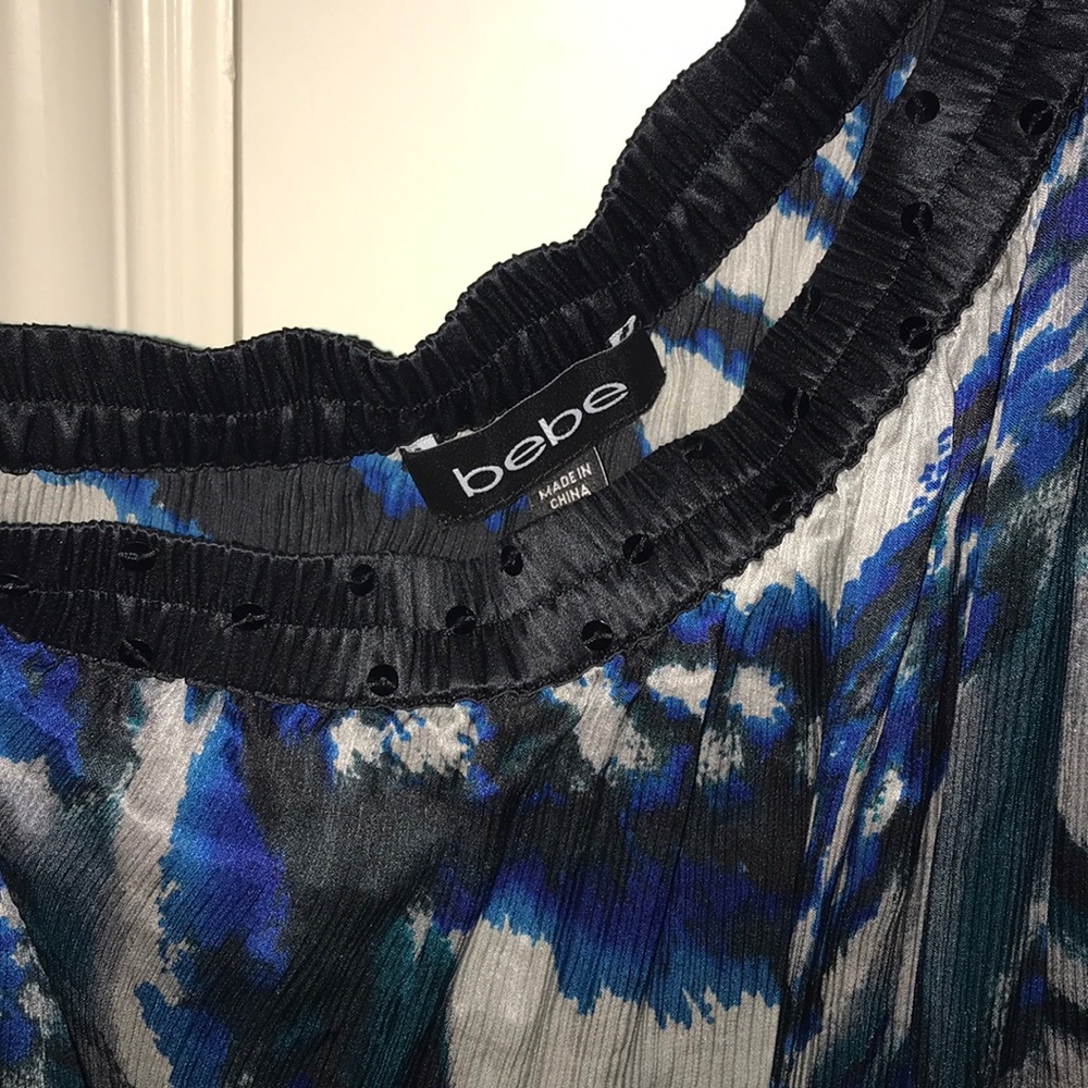 Top - Picture 2 of 3